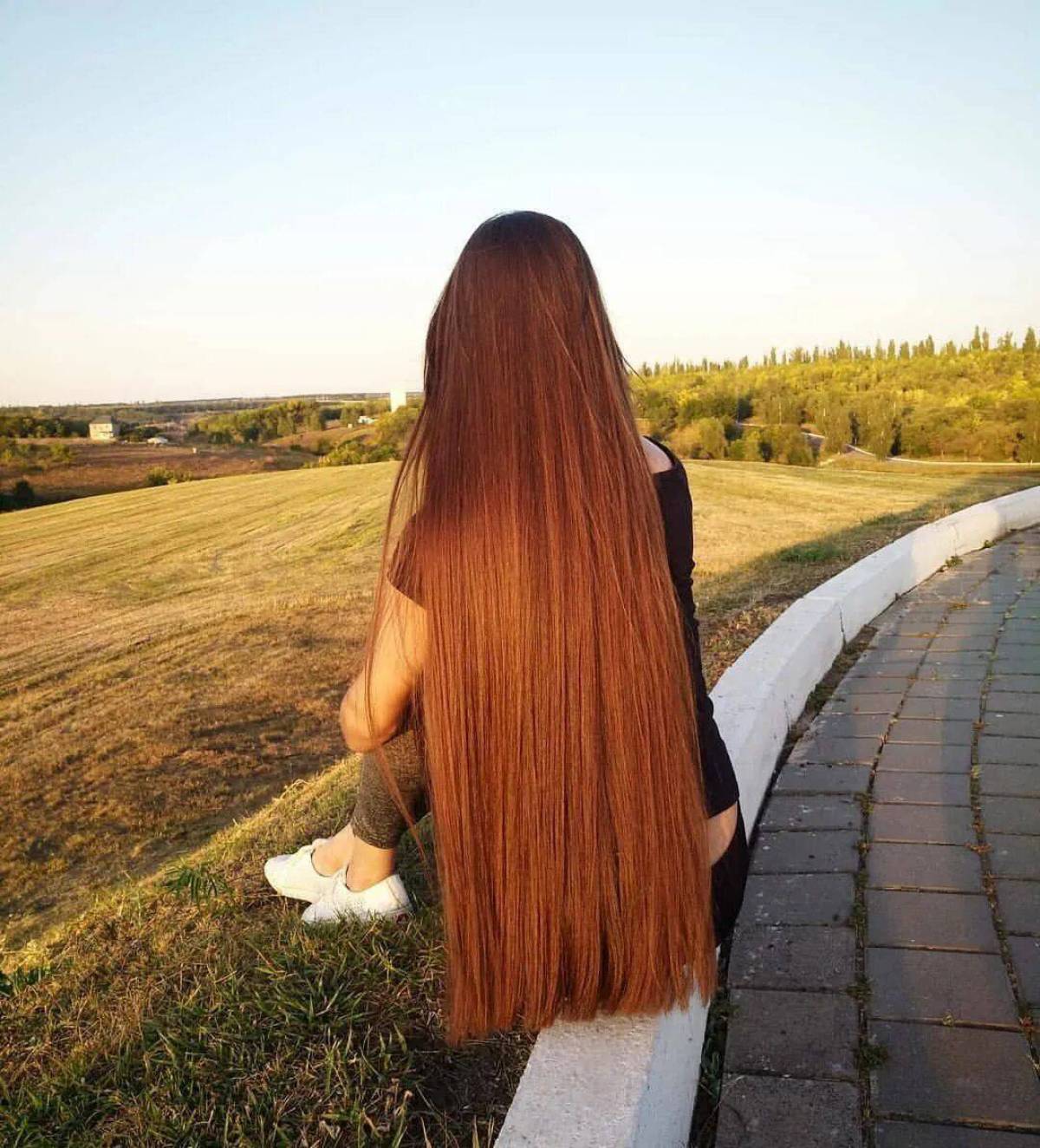 Девочки с длинными волосами #15
