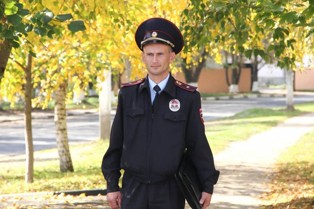 Человек полицейский #25