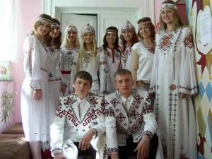Раскраска чувашский национальный костюм #27 #561265
