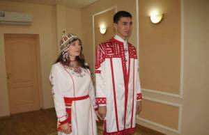 Раскраска чувашский национальный костюм #31 #561269