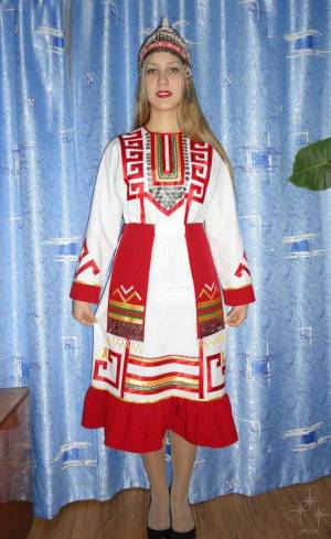 Раскраска чувашский национальный костюм #38 #561276