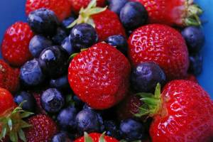 Раскраска ягоды и фрукты #24 #573353