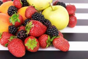 Раскраска ягоды и фрукты #37 #573366