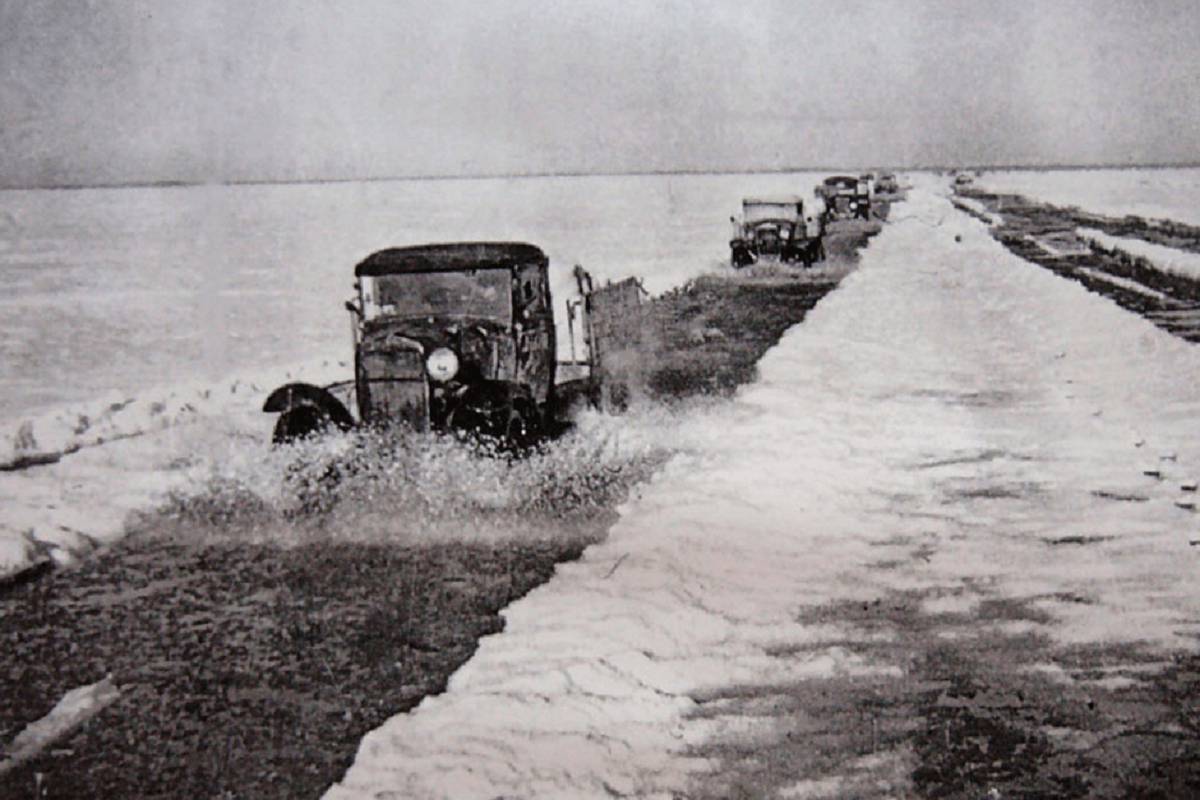 ладожское озеро во время блокады