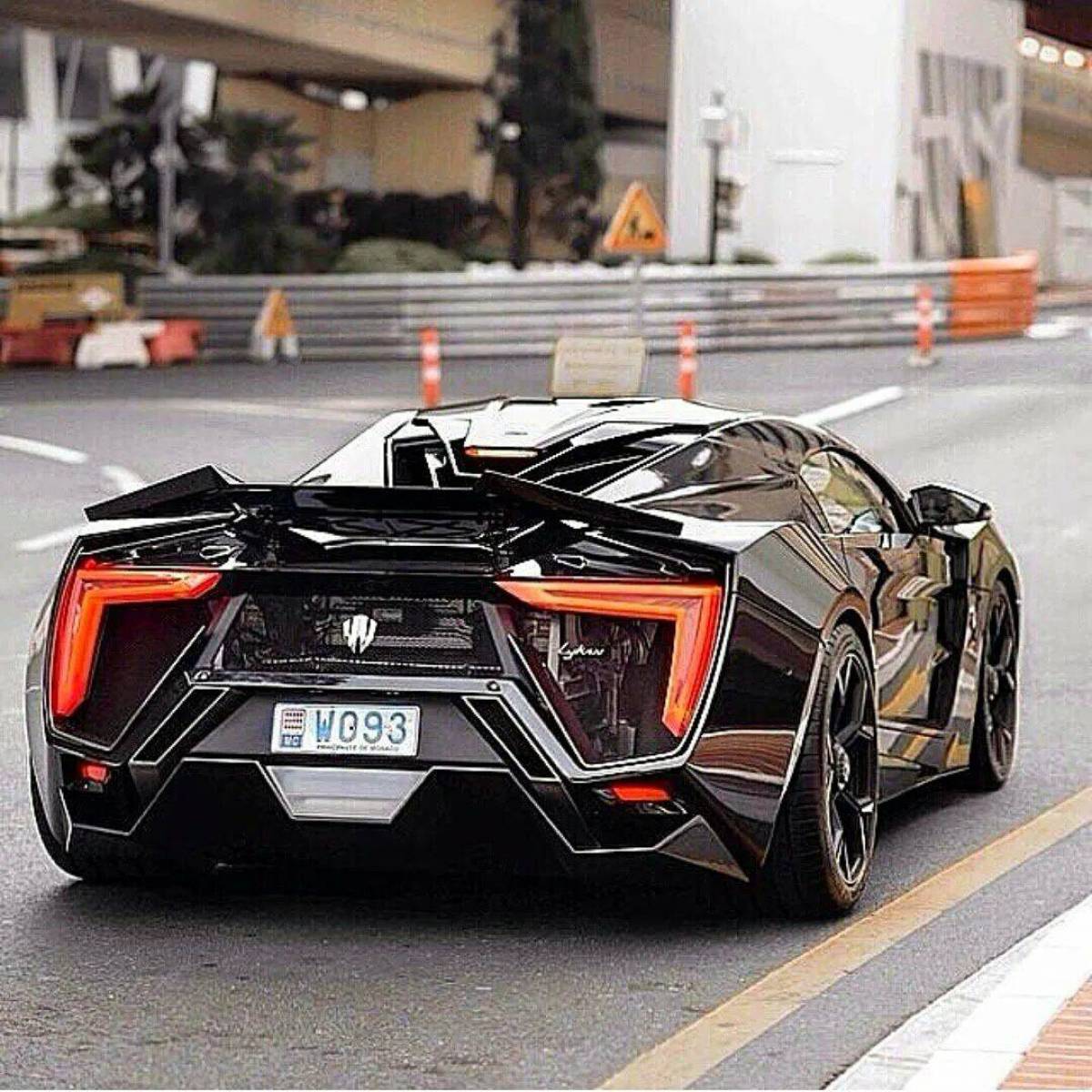 Выставка Hypersport