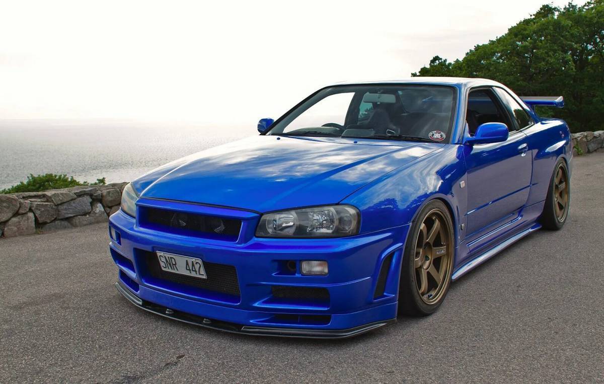 Nissan Skyline gt-r 34