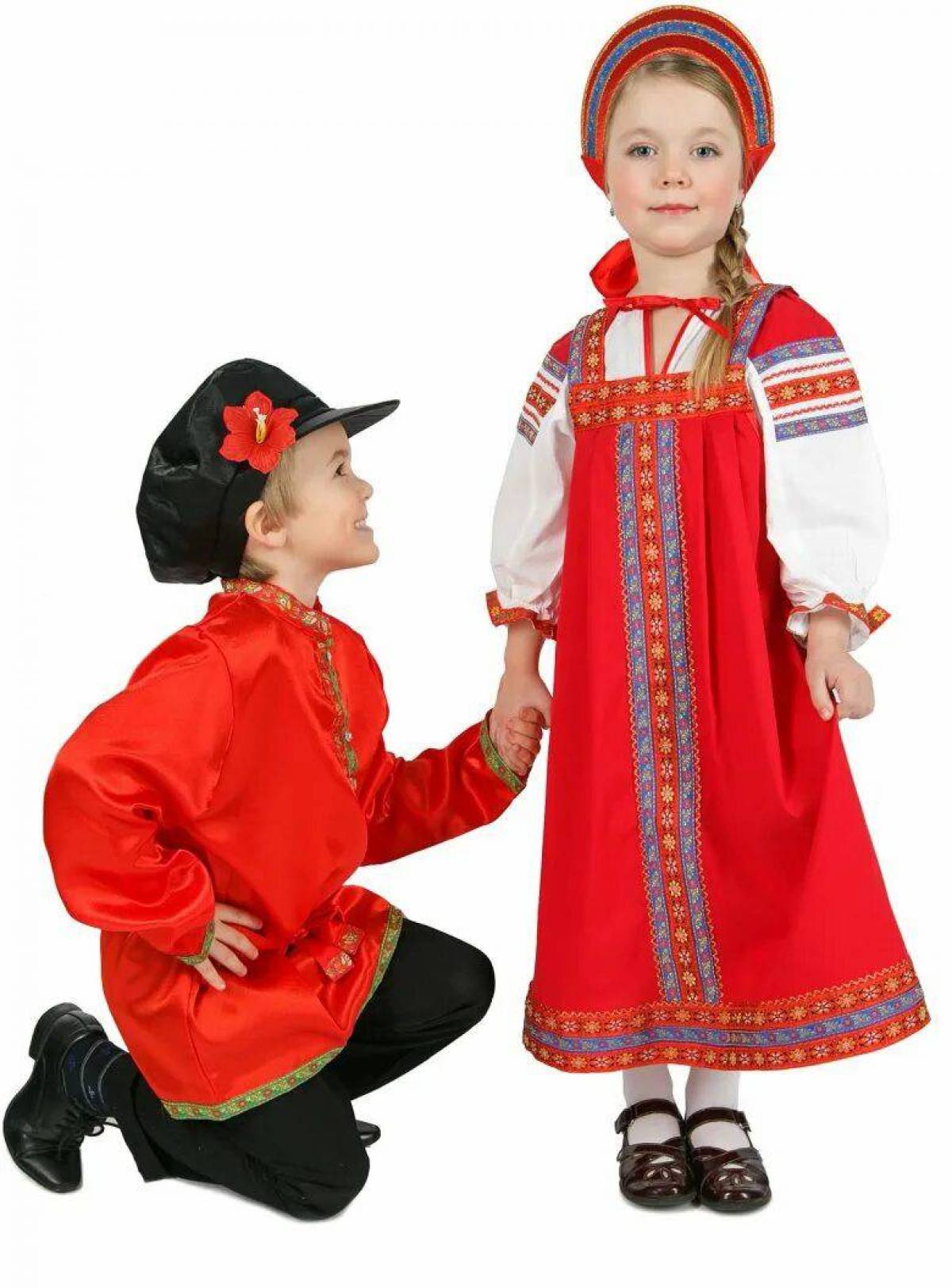 Дети в национальных костюмах