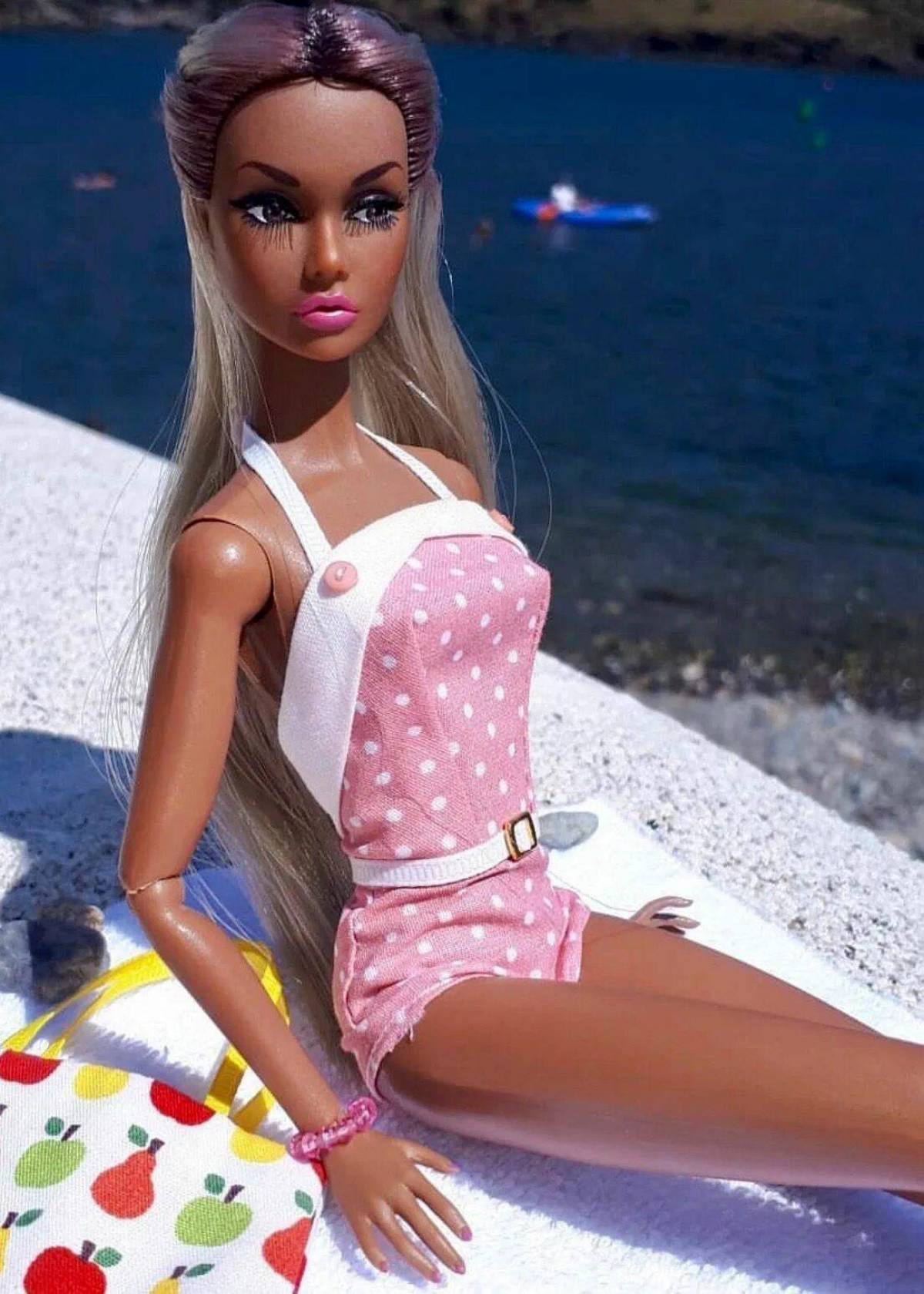 Барби в купальнике #11
