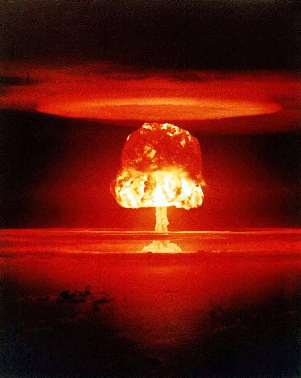 Бомба ядерная #16