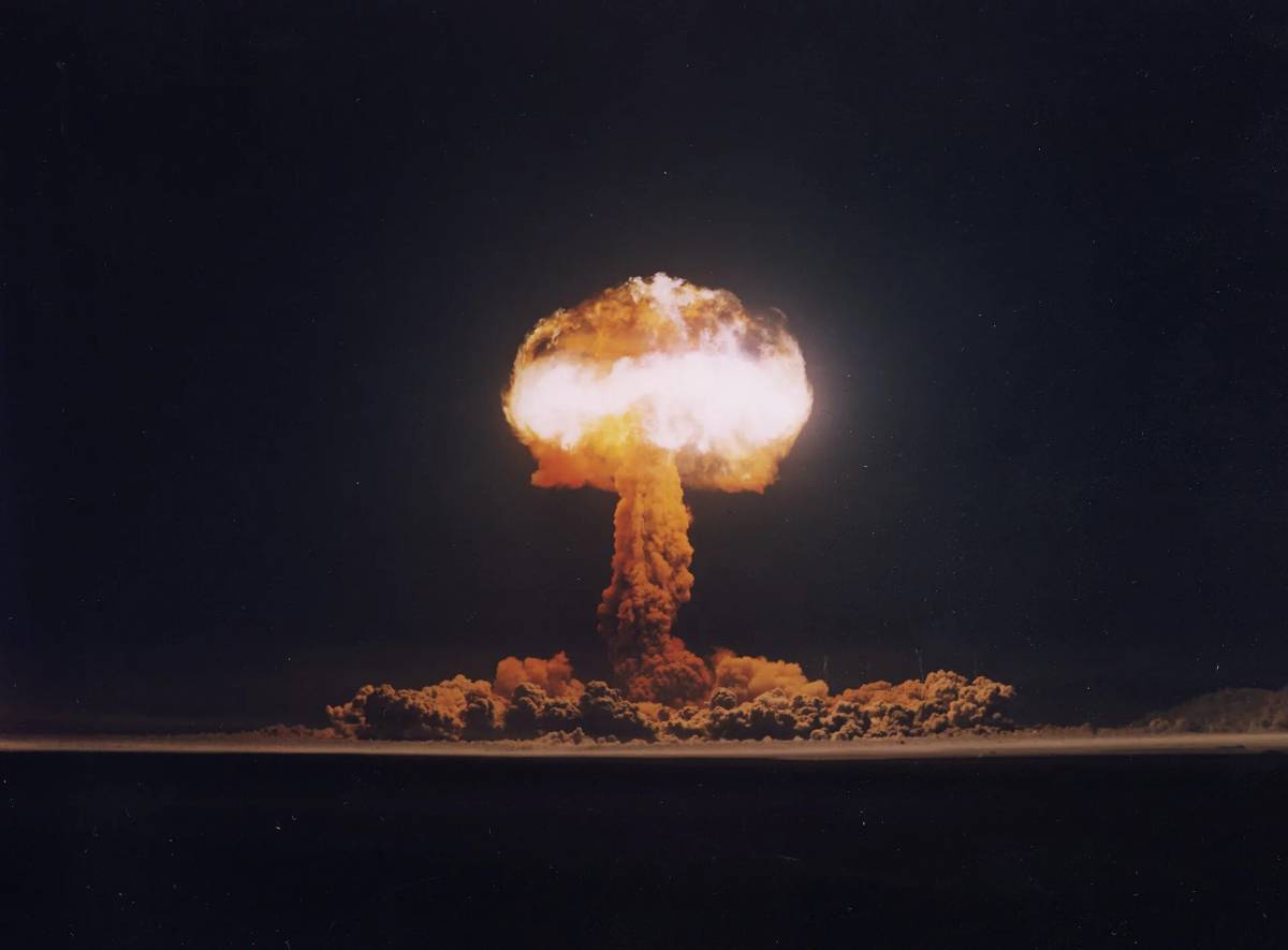 Бомба ядерная #34