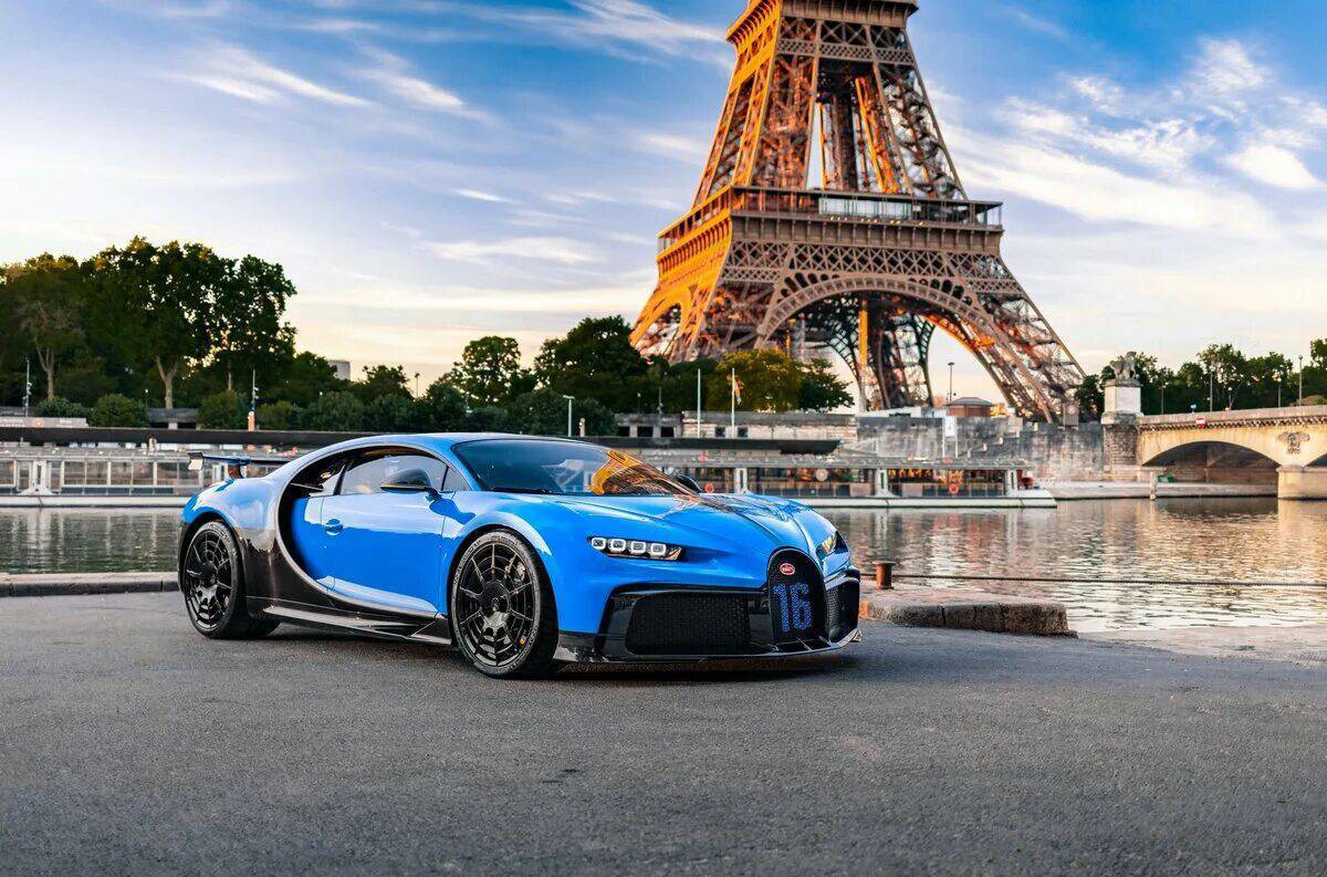 Bugatti Veyron Blue