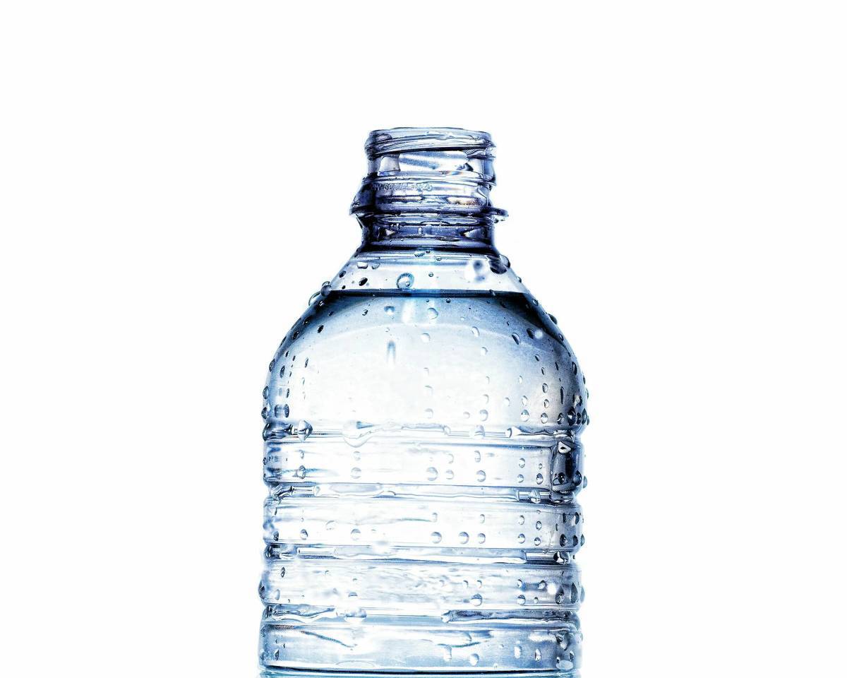 Бутылка воды #11