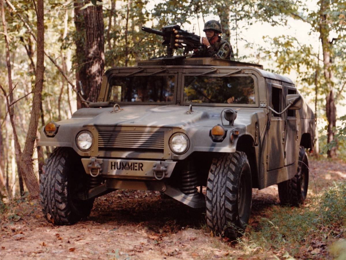 HMMWV внедорожник