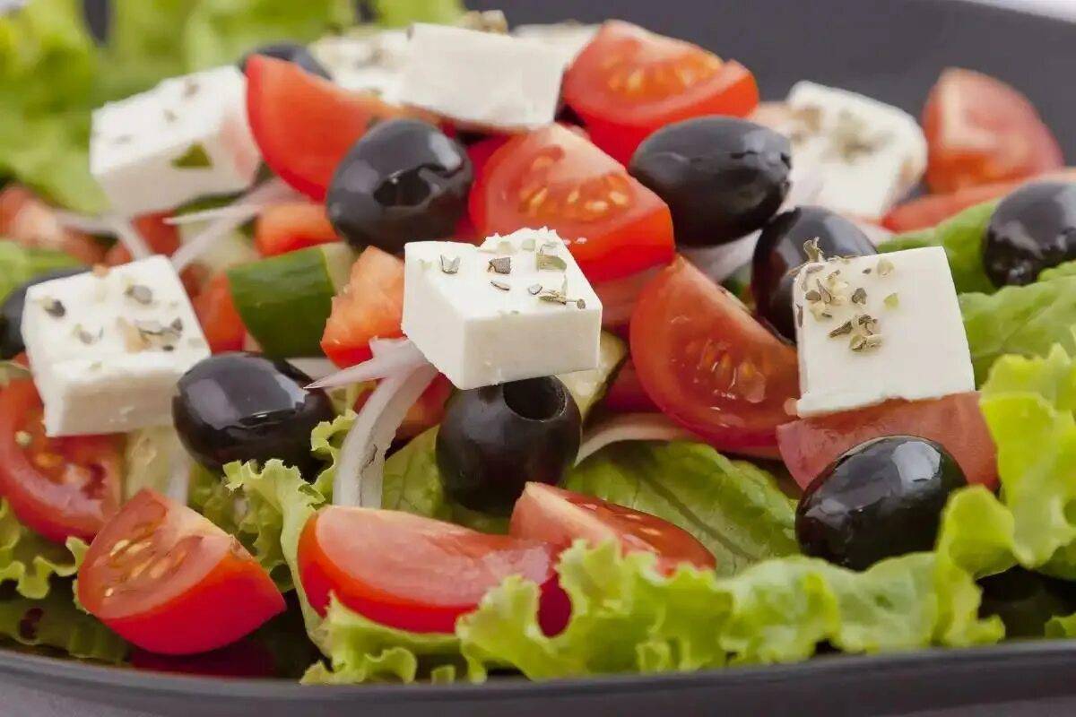 Греческий салат #11