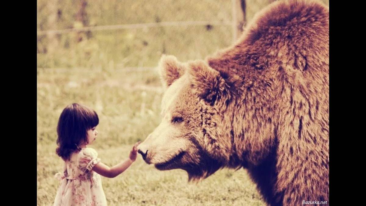 Девочка с медведем #7