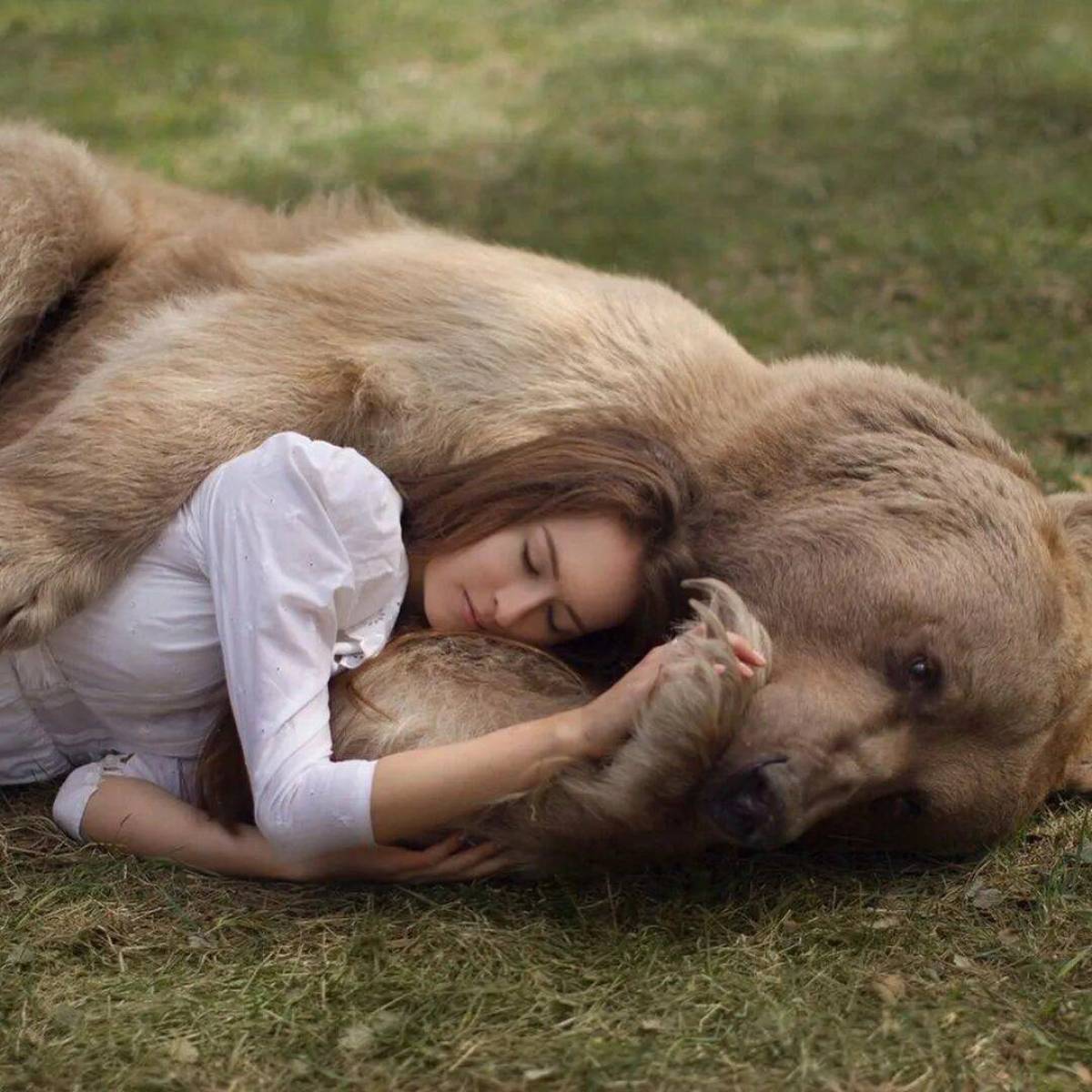 Девочка с медведем #15