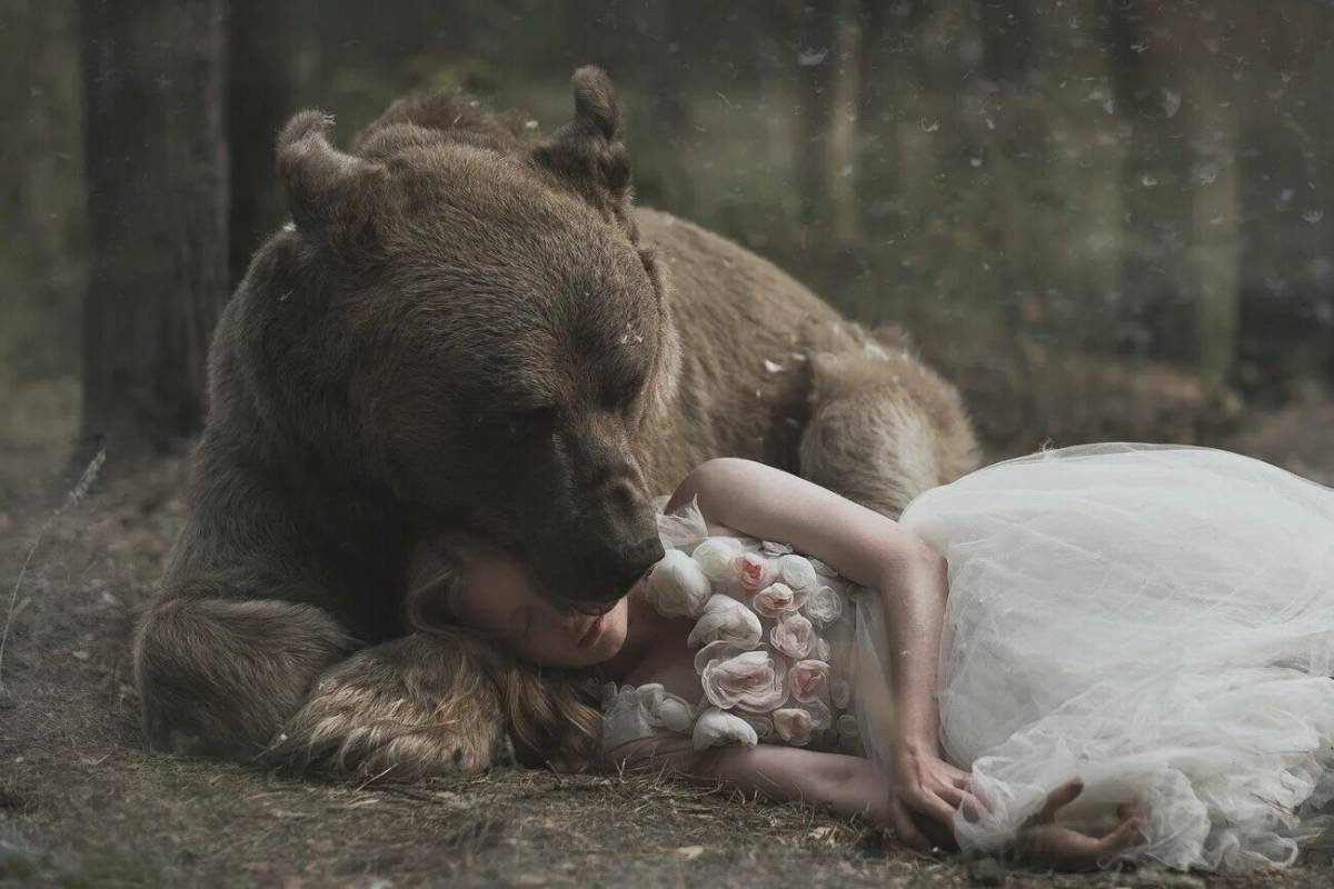 Девочка с медведем #31