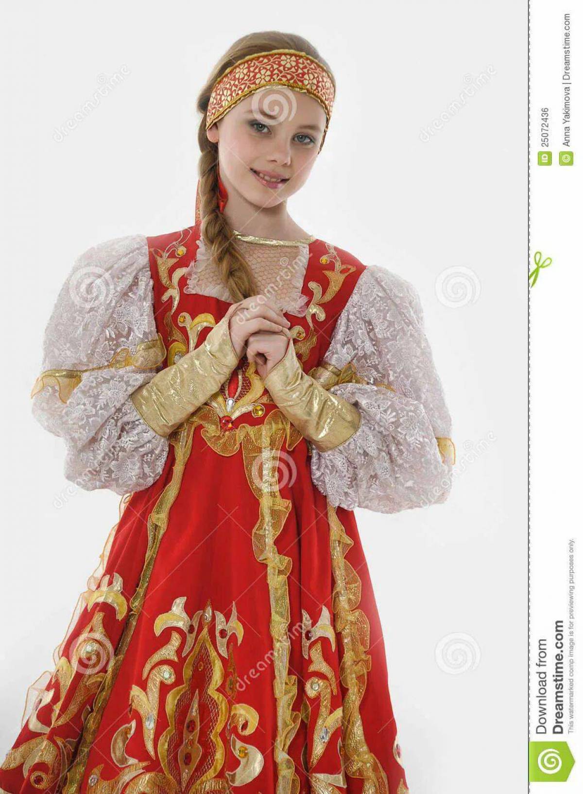 Девушка в русском народном костюме #16