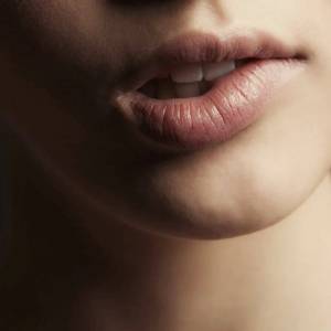 Раскраска губы девушки #4 #256787