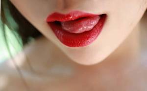 Раскраска губы девушки #12 #256795