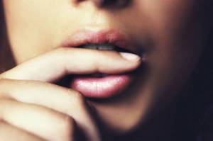 Раскраска губы девушки #29 #256812