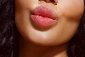 Раскраска губы красивые #2 #256850