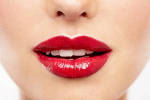 Раскраска губы красивые #25 #256873
