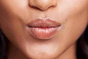 Раскраска губы красивые #37 #256885