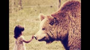 Раскраска девочка с медведем #7 #259471