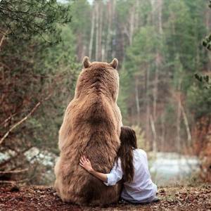 Раскраска девочка с медведем #21 #259485