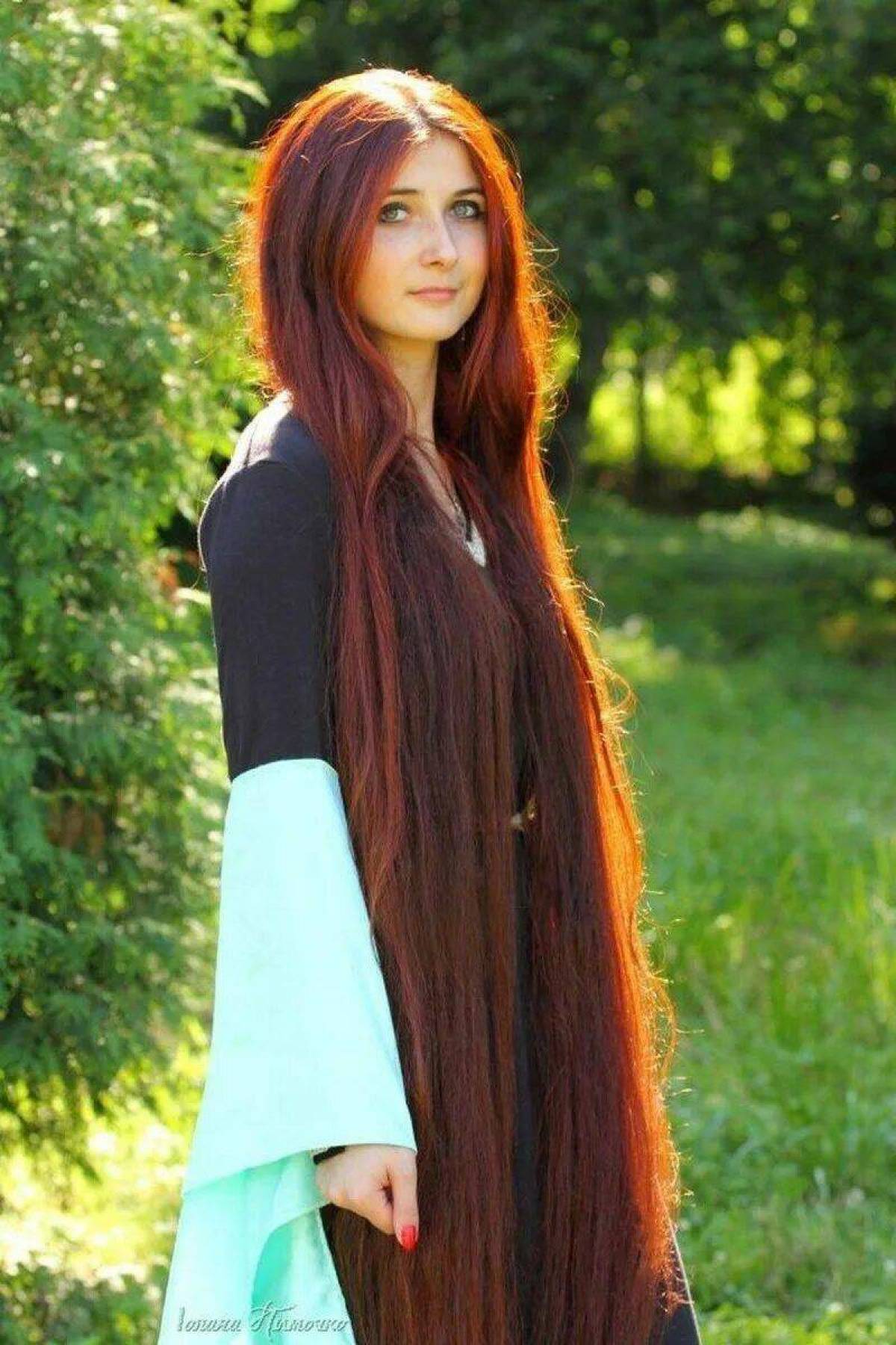 Дарья Губанова длинные волосы