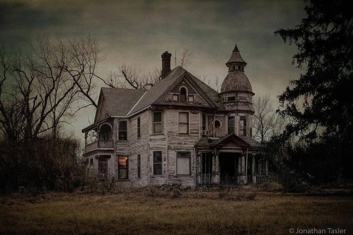 Дом с привидениями #33