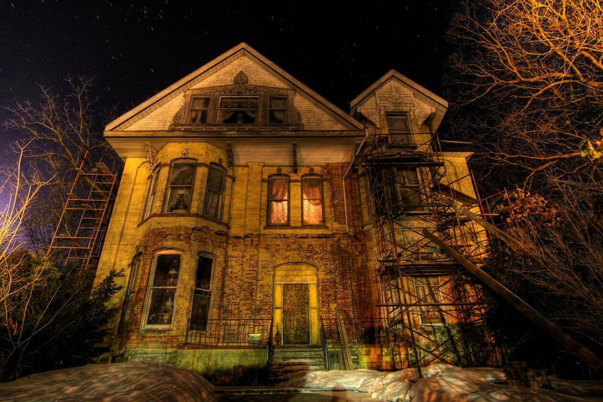Дом с привидениями #34