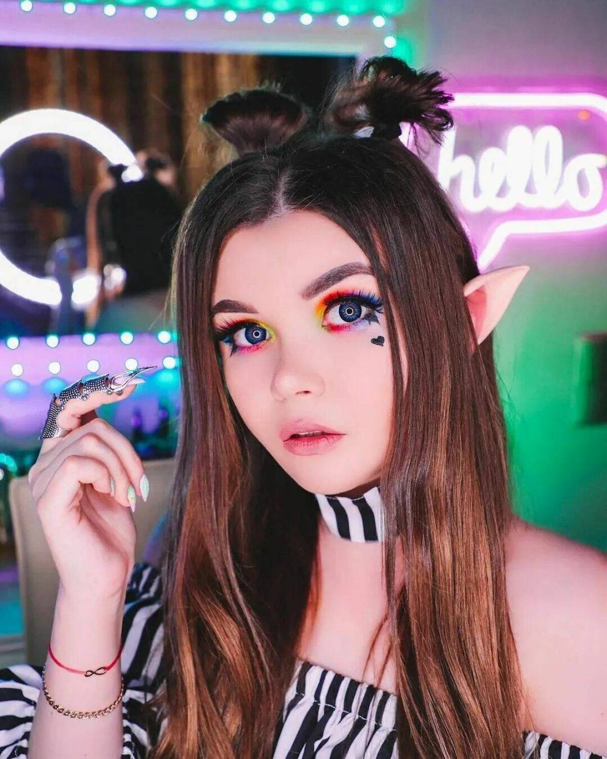 Видео из ютуба лена. Видео из ютуба лена. Лена плюс ваня турция 2019. Лена и ваня лайф. Видео из ютуба лена.