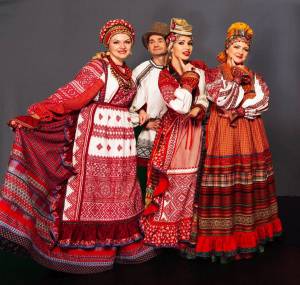 Раскраска женский народный костюм русский #12 #306478