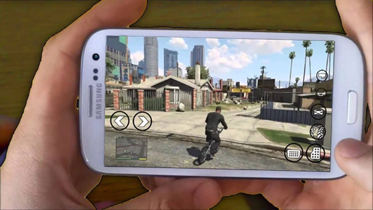 Игры сотку. GTA 5 Android. GTA 5 V mobile. GTA 5 на андроид. ГТА 5 на планшет.