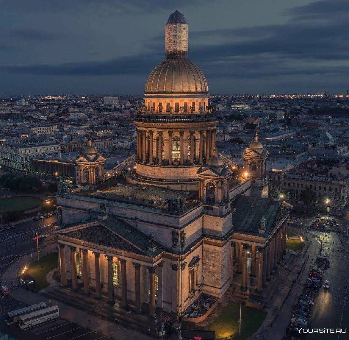 Петербург исаакиевский. Питериссакиевсийсобор. Исаакиевский собор СПБ. Питер Исаакиевский собор Эстетика. Исаак Невский собор.