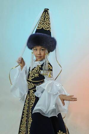 Раскраска казахская национальная одежда #22 #330461