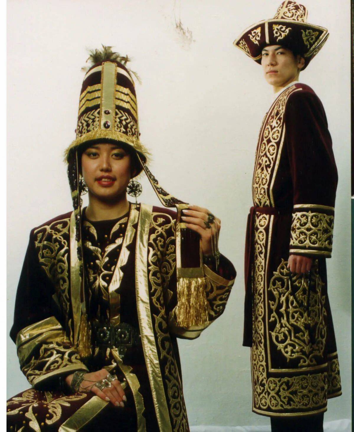 Казахская национальная одежда #17