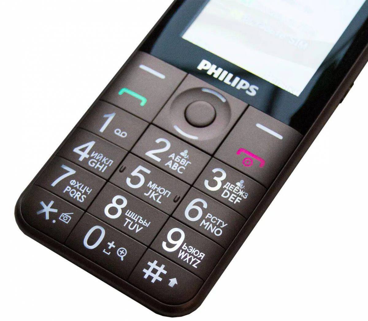 Мобильный с кнопками купить. Филипс ксениум е331 кнопочный. Кнопочный телефон Филипс с большими кнопками. Philips Xenium e2101. Philips Xenium e227.
