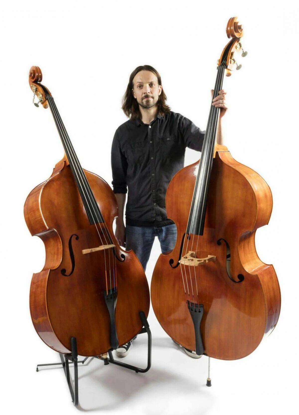 Контрабас музыкальный инструмент. Контрабас инструмент. Микеле тодини контрабас. Контрабас. Контробасс.
