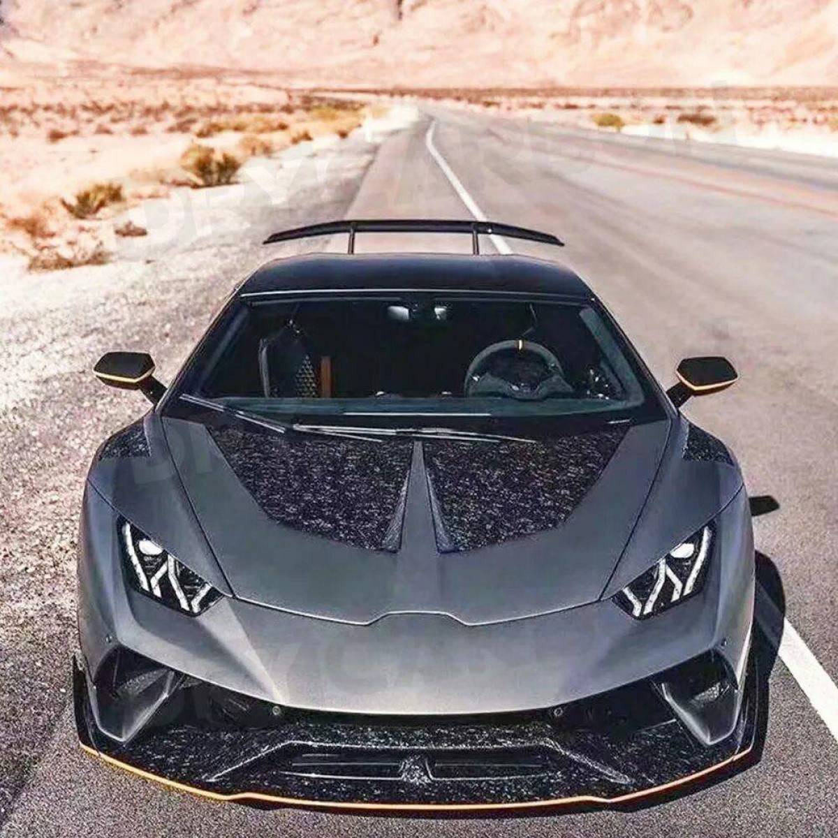 Supreme Huracan