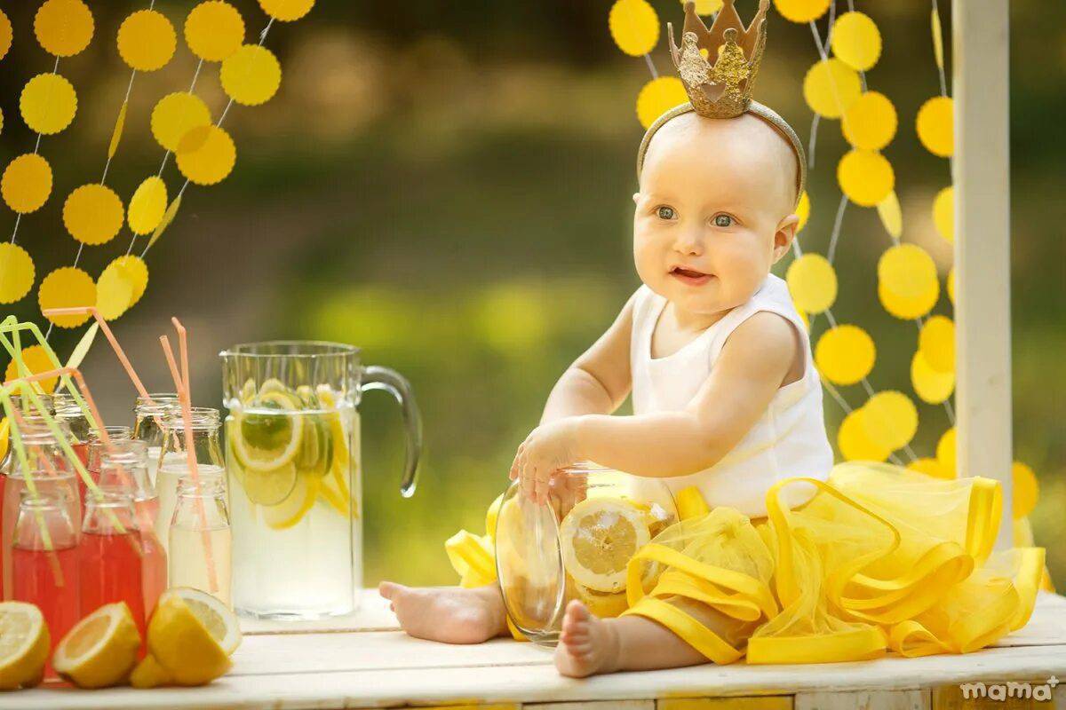 Малыш в желтом #5