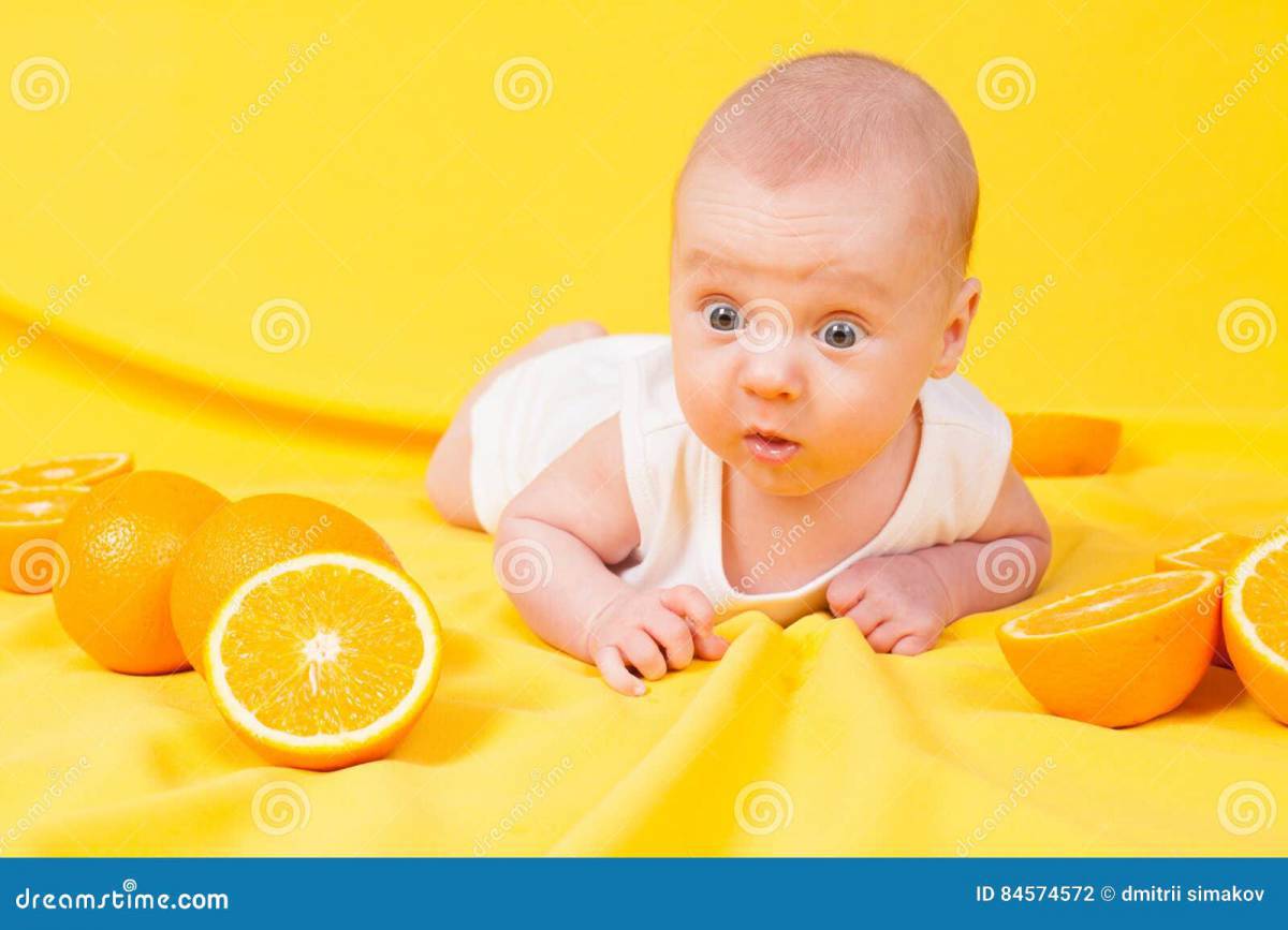 Малыш в желтом #23