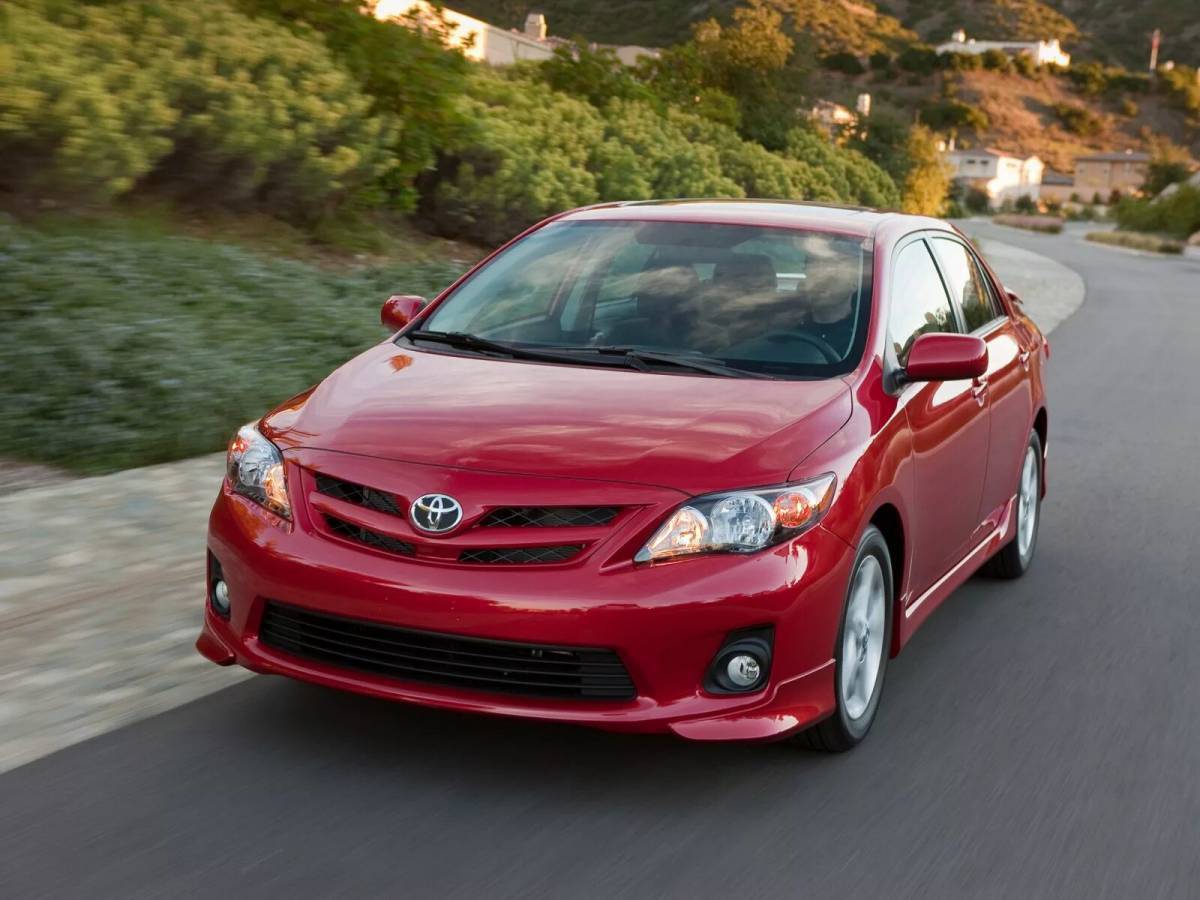 toyota corolla 2011