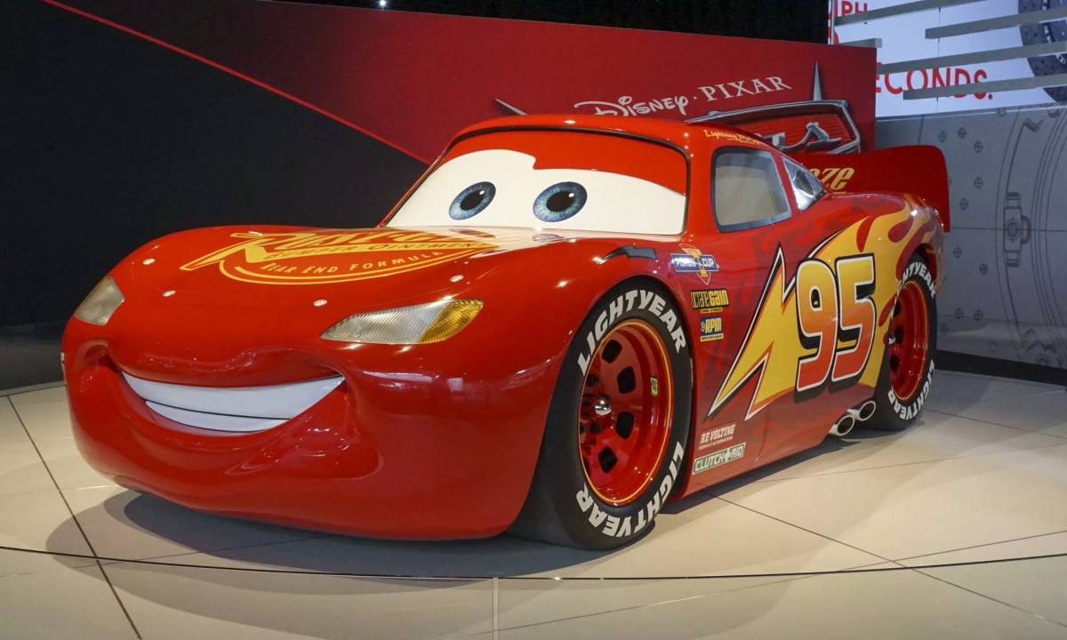 Молния Маквин MCQUEEN