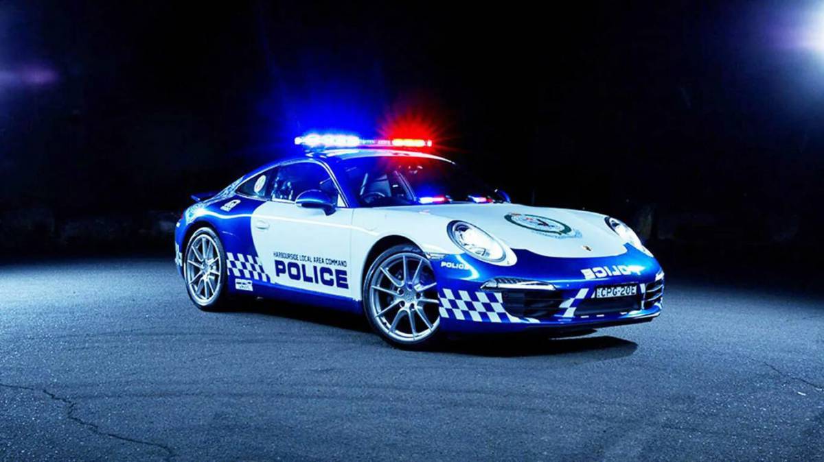 Машина полицейская гоночная #17