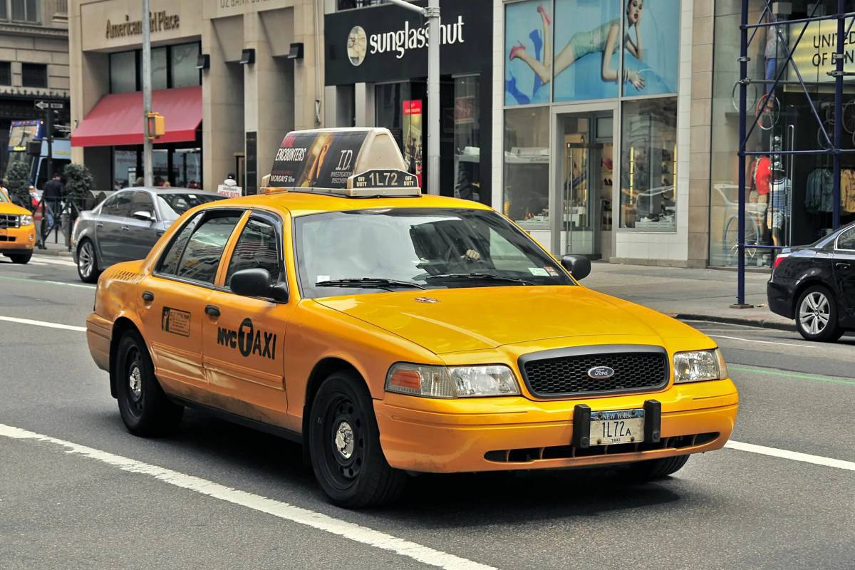 Машина такси #22