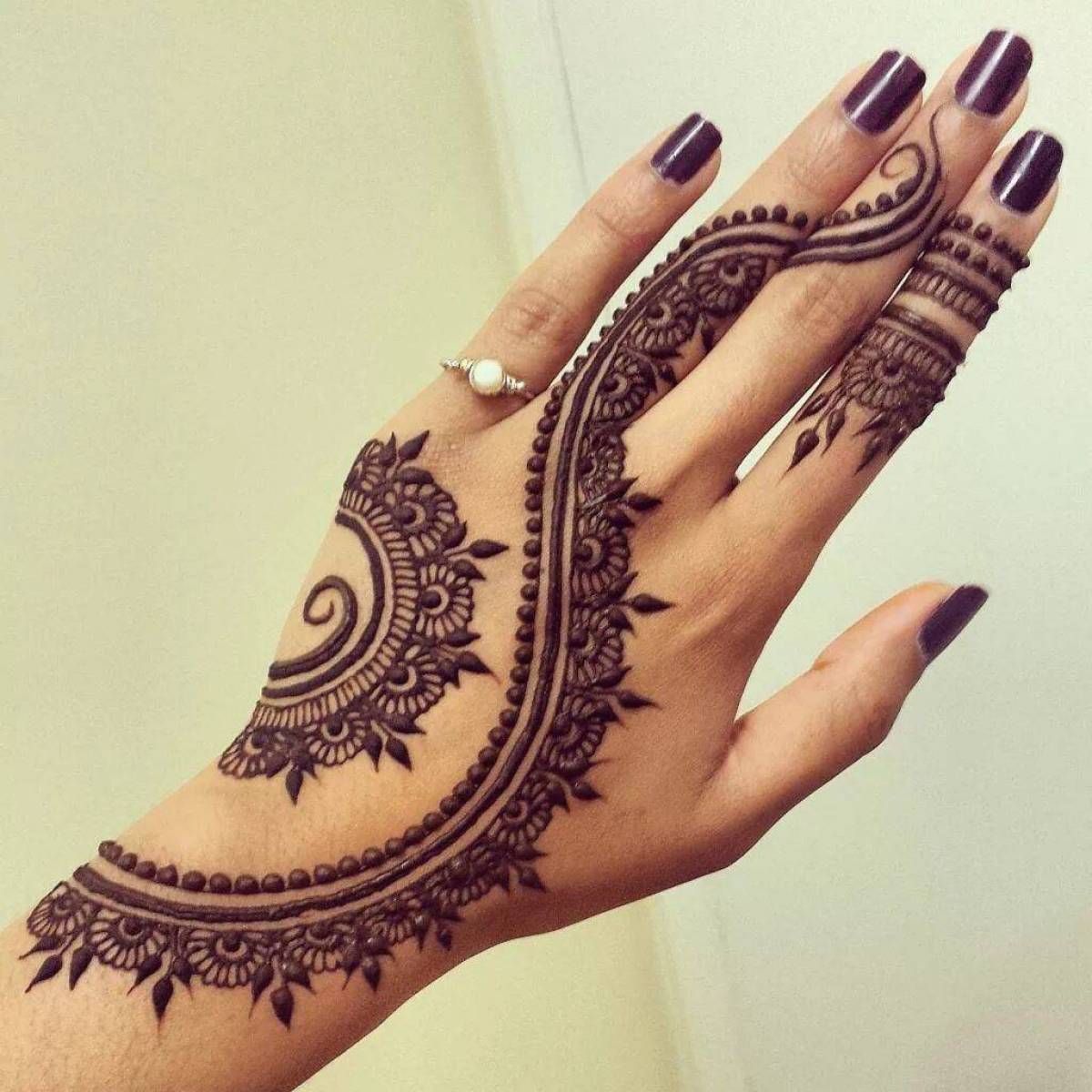 Henna Pussy